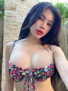 Mẹo Chăm Sóc Cơ Thể Cân Đối và Làn Da Mịn Màng Cho Thiếu Nữ ✨